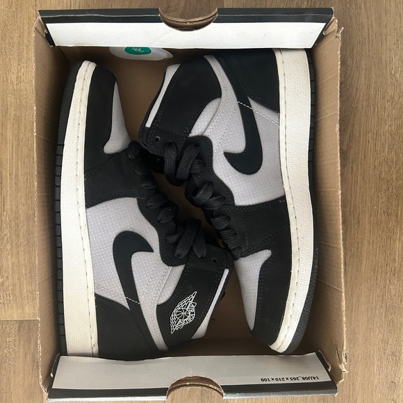 Air Jordan 1 Retro High GG “Wolf Grey/White-Black” -Size 5Y -Excellent Condition - Picture 10 of 12